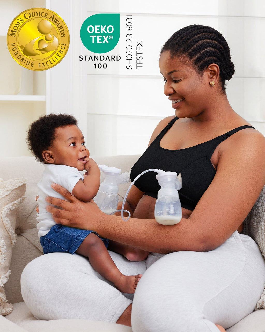 Black mom comfortably hands-free pumping with Original YN08 bra, bonding with baby. Features Mom's Choice & OEKO-TEX.